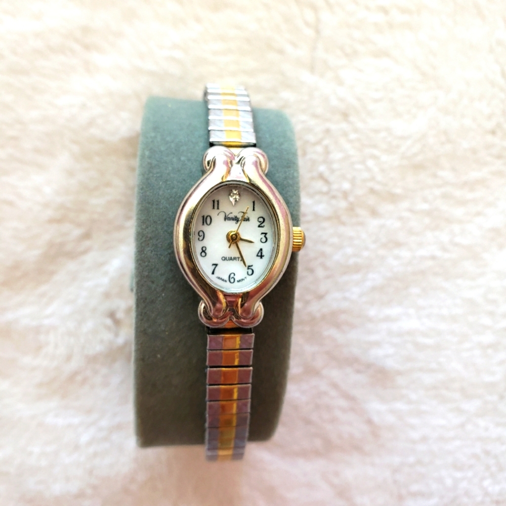 Vanity Fair Diamond Two Tone Quartz Analog Women's Watch Sz. 6" New Battery - Picture 4 of 12